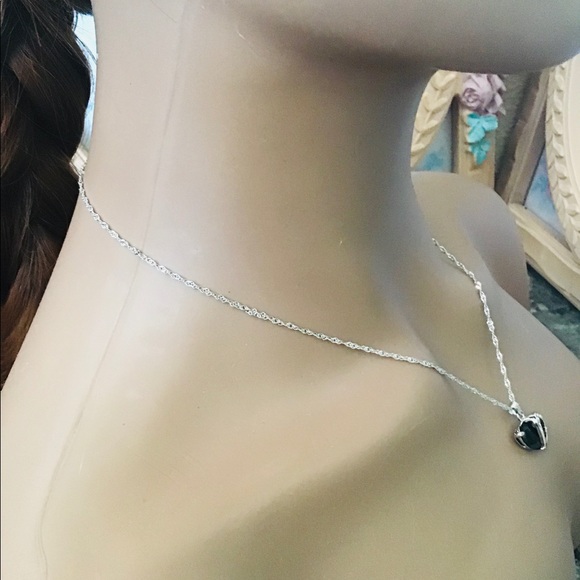 lady heart Silver and black stone pendant necklace fashion - Picture 2 of 5